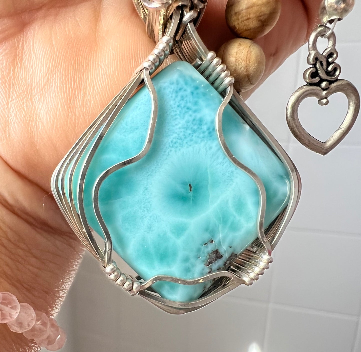 Priestess of Lemuria Mala